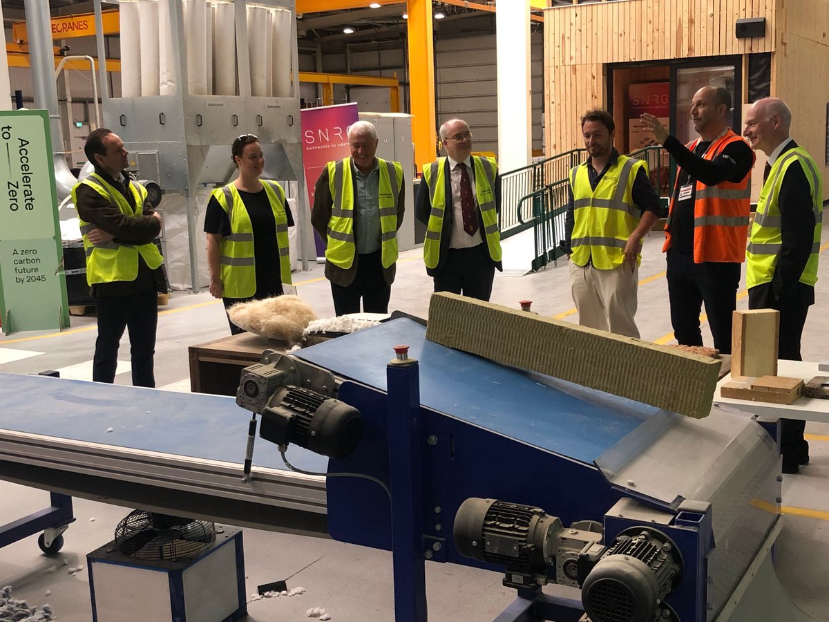 The Lord Dean and some Directors recently enjoyed a tour of the <a href="/SocialBite_/">Social Bite</a> factory, which is working to deliver the South Lanarkshire Social Bite Village. Find out more about the project and how it is benefitting from Merchants House support here: buff.ly/4eqaOln