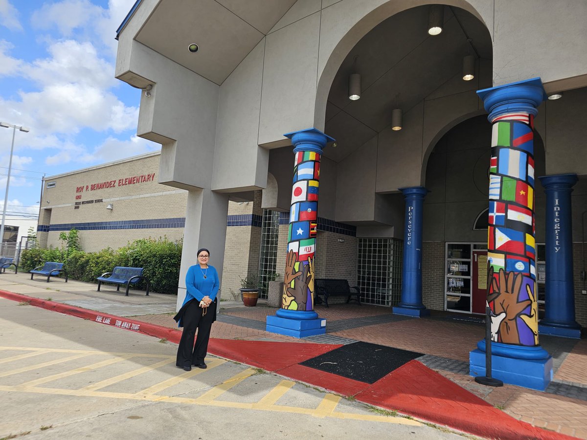 Rania khalil tweet media