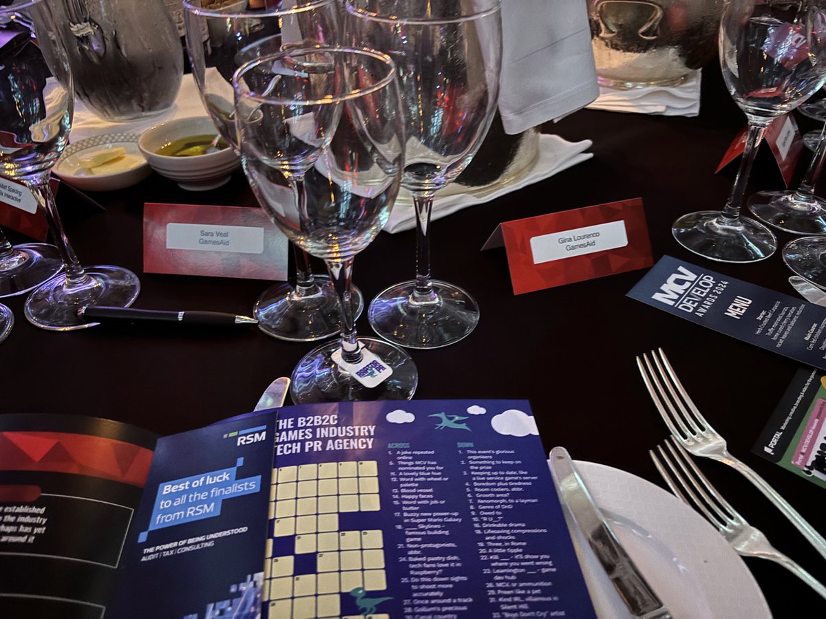 .<a href="/GamesAid/">Games Aid</a> won The Games for a Better World Award at MCV/Develop Awards! Thank you so much <a href="/MCV_DEVELOP/">MCV/DEVELOP</a> for making sure we attended, it was an incredible and meaningful surprise.

Proud to represent along with our fab Ops Coordinator Gina!

Get involved: gamesaid.org/get-involved/b…