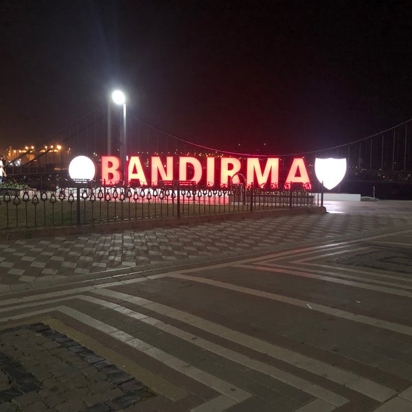 Uzun bir aradan sonra herkese hayırlı bayramlar diliyoruz selam olsun gerçek dostlara (gevşekler menfeatçiler ötede oynayın) sadece evli çiftler💕💥💣