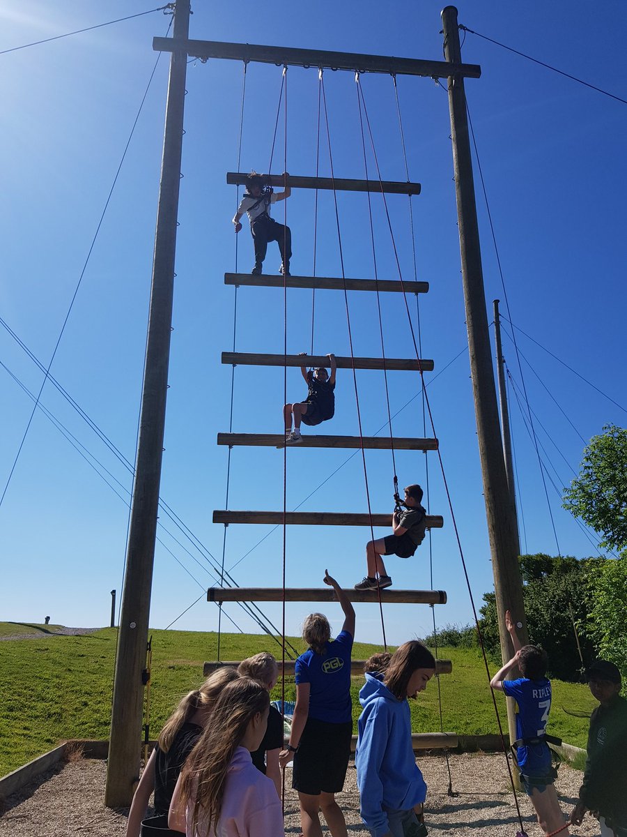 Three's company on Jacob's Ladder!