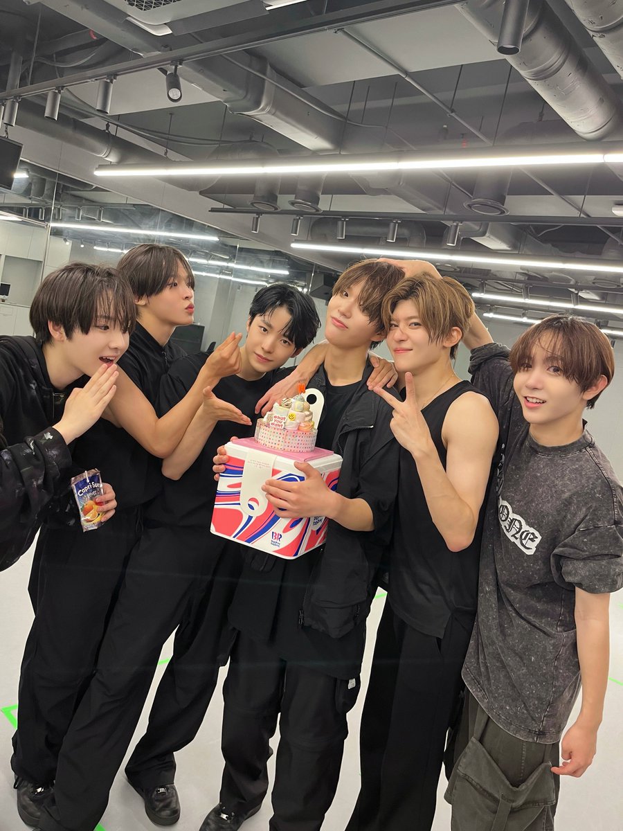 HAPPY BIRTHDAY 🎂(U › ᴥ ‹ U)ﾉ♡ #JAEHEE 

#HAPPYJAEHEEDAY #NCTWISH