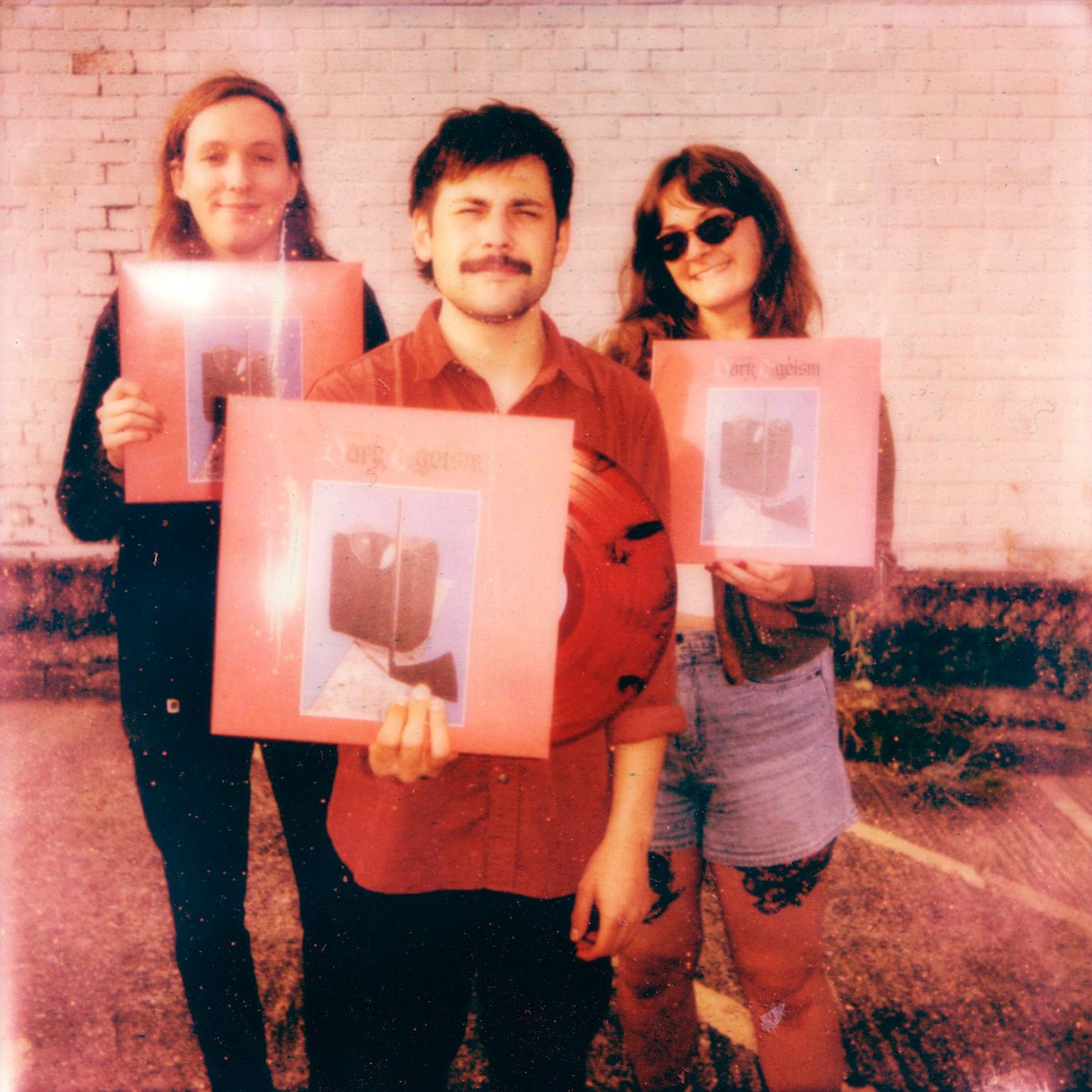 Big Scary Monsters (@bsmrocks) on Twitter photo Other Half’s (<a href="/OtherHalfUK/">Other Half</a>) ‘Dark Ageism’ is here! A glorious 12 track meander through life’s anxieties that ebbs and flows in gloom and drudgery. It’s brilliant, go listen to it.
orcd.co/darkageism Other Half’s (<a href="/OtherHalfUK/">Other Half</a>) ‘Dark Ageism’ is here! A glorious 12 track meander through life’s anxieties that ebbs and flows in gloom and drudgery. It’s brilliant, go listen to it.
orcd.co/darkageism
