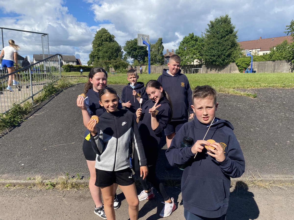 miss_duddy's tweet photo. A huge thank you to @MorganS_HWB and @weareoneren for organising the P7 leavers event! ❤️ A mix of archery, McDonalds, fire lighting &amp; smores 🤩 @stcatherinespsy https://t.co/0OeNPTDImB