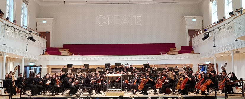 Amazing GSSO concert last night- a huge well done to all the young people and tutors. Some really fantastic playing from Craig, Abigail and Jaimee ⁦<a href="/KnightswoodSec/">KSS</a>⁩ ⁦<a href="/andijk1/">Andrea Kuypers</a>⁩