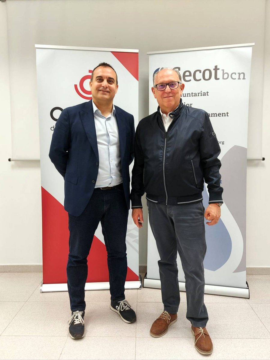 El president de la #CambraAltPenedès <a href="/ferranandreu9/">ferran andreu</a> ha mantingut una reunió amb Gabriel Santolaria (@Secotbcn).

🤝Durant la trobada han tractat possibles col·laboracions en temes de suport a l'emprenedoria i el petit comerç, així com de capacitació i formació.

#CambraBCN