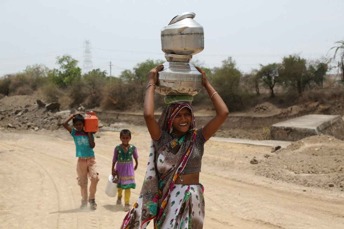 Potsdam Institute for Climate Impact Research PIK (@pik_climate) on Twitter photo #Climatechange makes it harder for women to collect water: By 2050, it could increase the amount of time women in households without running water spend collecting water by up to 30% globally. New PIK study with @Leonie_Climate <a href="/KotzMaximilian/">Maximilian Kotz</a> et al: pik-potsdam.de/en/news/latest… #Climatechange makes it harder for women to collect water: By 2050, it could increase the amount of time women in households without running water spend collecting water by up to 30% globally. New PIK study with @Leonie_Climate <a href="/KotzMaximilian/">Maximilian Kotz</a> et al: pik-potsdam.de/en/news/latest…