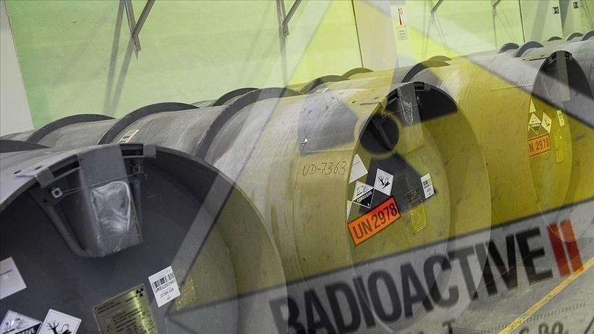 Malijetactu's tweet photo. Le Niger retire un permis de "grande exploitation" d'uranium à la société française Orano https://t.co/3Xa5it7CuP #malijet #uranium #cominak #orano #tiani #bazoum #aes #niger #burkina #mali #france https://t.co/D5D7Z5emE2