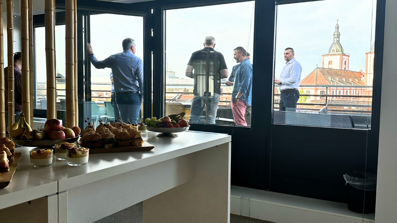 NETHINKS GmbH tweet media