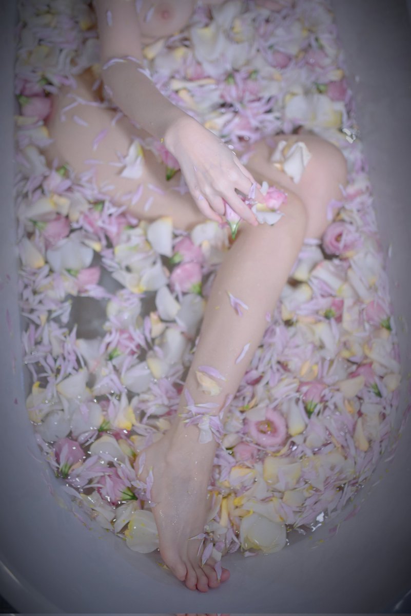 失踪人口回归计划之~

繁花似锦~
红杏出墙~
明天后天闪现大理~
大理的小姐姐们可以约拍啦~
夫妻情侣也可以~

投稿各位大佬~拜托啦~
@Fengsiyuan @wqganenshi_ @007share
#大理约拍 #大理夫妻  #NTR #大理 https://t.co/RfSSct4bCS