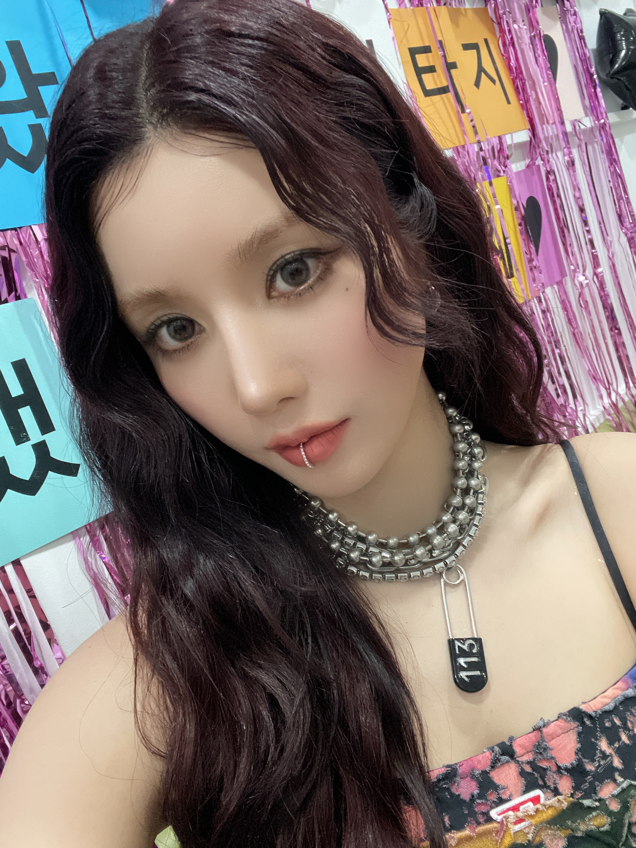 GQlnhiEbgAA2a78?format=jpg&name=4096x4096