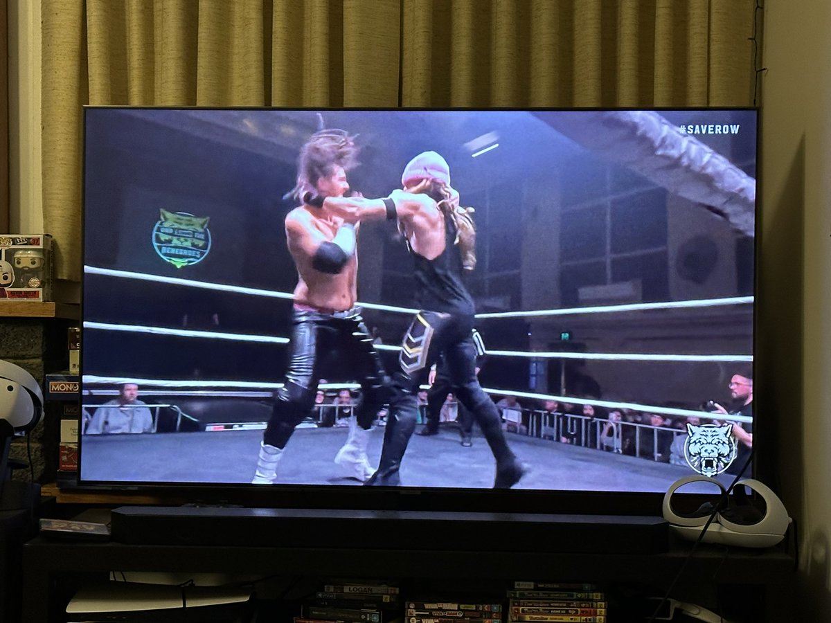 HaggardMC's tweet photo. I’m seeing double here
Four @JXT_Official_’s!
#SaveROW @ROWrestlingAU https://t.co/Dn8JeQLr0N