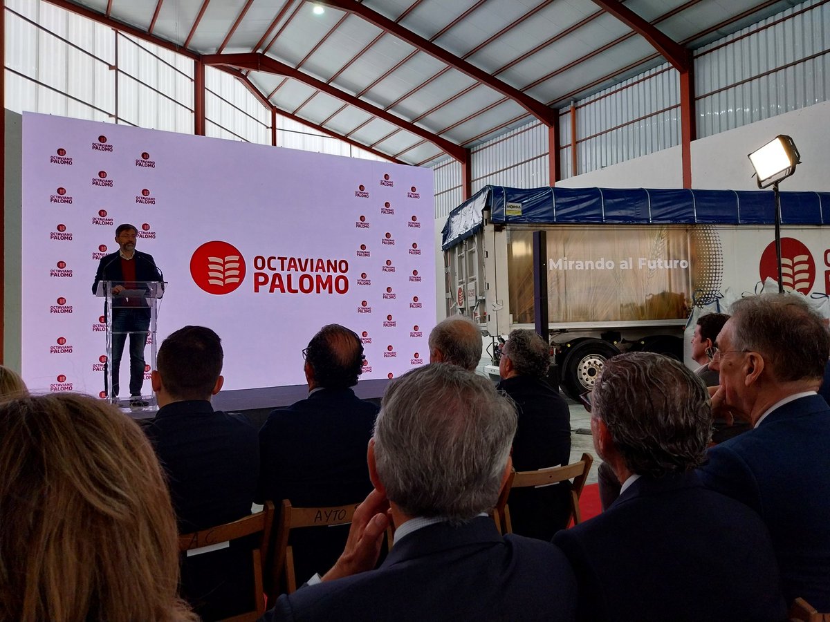 penchoha's tweet image. Hoy desde @AENOR acompañamos a un buen cliente: Octaviano Palomo y a su presidente @josepedropalomo en la inauguración de su silo en Pancorbo (Burgos) uno de los mayores de España que hoy vive una segunda juventud.
