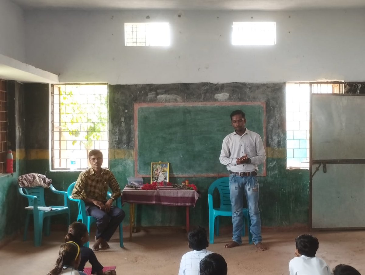 Praveen25665262's tweet photo. #स्कूलचलेहमअभियान
निर्मल पाटिल माध्यमिक शाला पोखरनी रोड टिमरनी स्कूल में आज स्कूल चले हम अभियान प्रवेशोत्सव कार्यक्रम में प्रेरक के रूप के भविष्य से भेंट में अपना अनुभव साझा किया
@narendramodi 
@CMMadhyaPradesh 
@ChouhanShivraj 
@DdUikey 
@collectorharda https://t.co/G5wEXLy3Re
