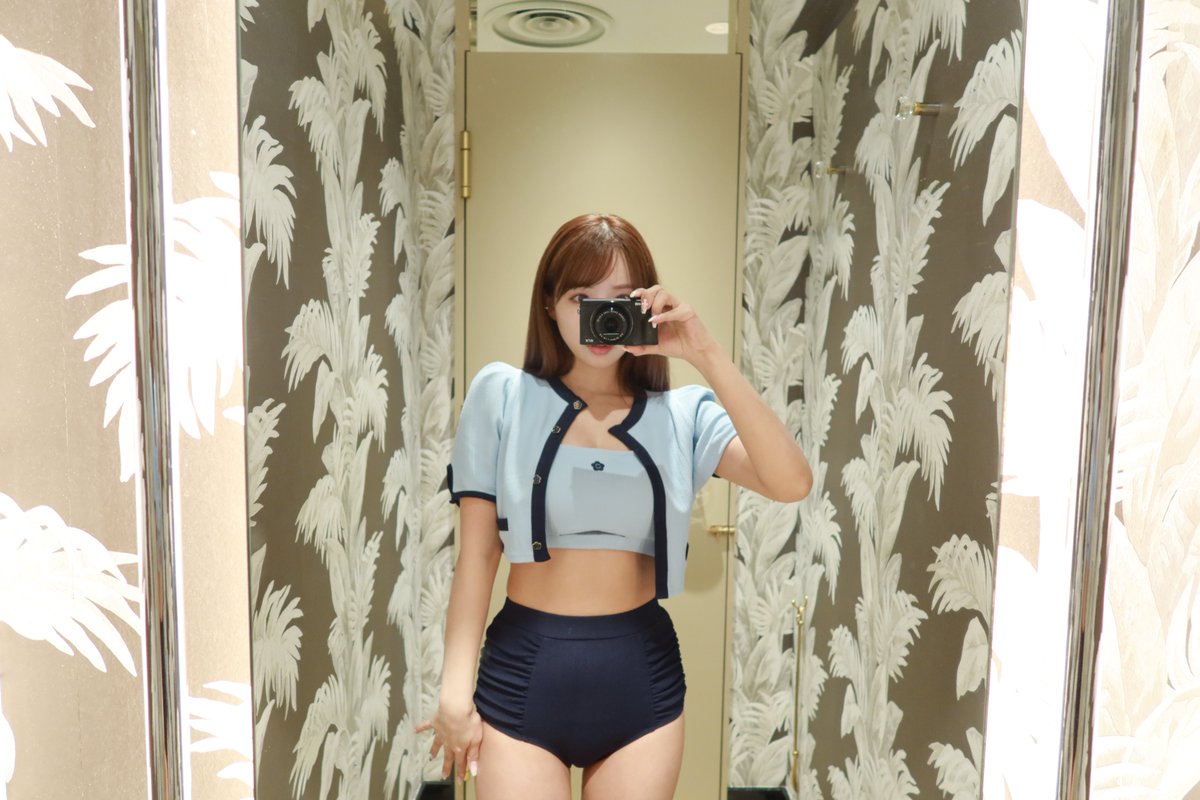 LILY BROWNとMARY QUANTコラボの
リミテッドコンセプトストアに
行ってきたよ🐈

お店もアイテムも可愛すぎた🥹🤍
私のお気に入りは写真でも着てる水着👙

ルミネエスト新宿店で6/27まで
開催してるのでみんなも行ってみてね🫶

#LILYBROWN #リリーブラウン #PR https://t.co/p3bw4RdZDL