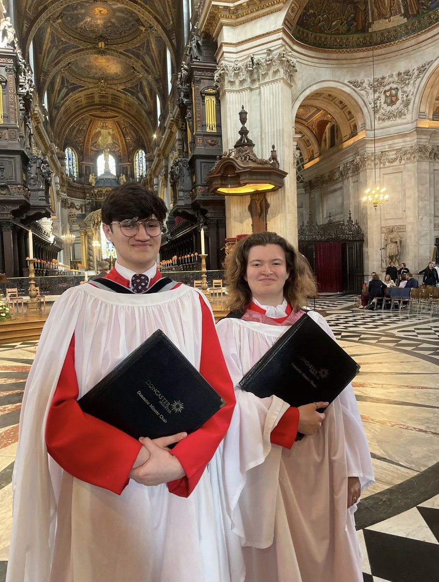 TaylorTaroh's tweet photo. I, like many others, disagree…

This is how everyone, not just men, should dress for the office. Although academic gowns would also suffice. https://t.co/SeWUftmzXK
