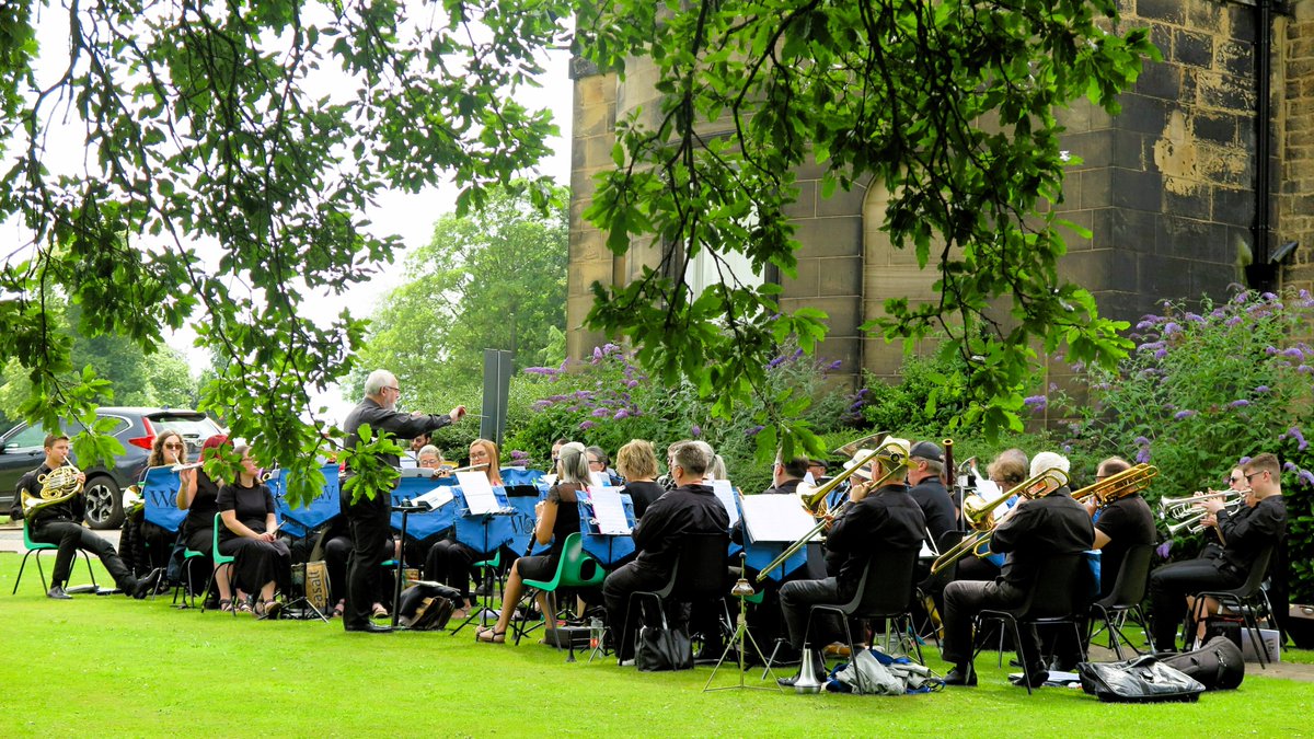 LeedsConcerts's tweet photo. Summer Bands in Leeds Parks continues this weekend!  

Concerts in Farsley, Moortown, Bramley, Bramhope, Wortley, Otley and Beckett Park!    

Free admission, simply turn up and enjoy the music.         

View the concerts online➡️https://t.co/b3USDISrDz https://t.co/qez1aP2LQu