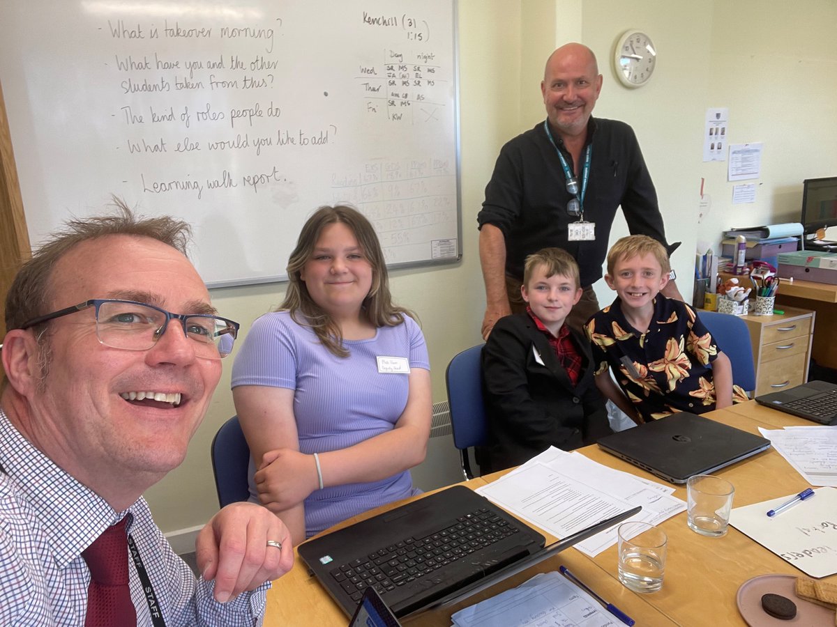 OCMATtrust's tweet photo. 🌟Today is Lydd Primary's Takeover Day where their Y6 pupils apply for and takeover adult jobs in the school. Our CEO Mr Whitehead popped in to meet with Mr Wellstead (HT), Mr Woodhams and Miss Ham (DHTs).
#takeoverday #lyddtakeover #year6 #teamocmat #CEOVisit https://t.co/sCwVNLfRwZ