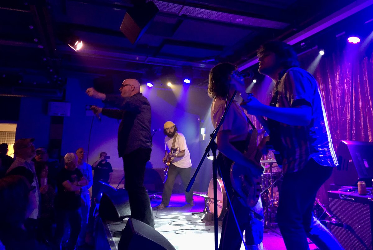 saintetian's tweet photo. Was a real privilege to see The Reds,Pinks &amp; Purples in Leeds last night! It was so bloody great it felt like it was over in ten minutes! Hope they return sometime soon @GlennDonaldson @Nath_Brudenell https://t.co/sx4WcuH0t3