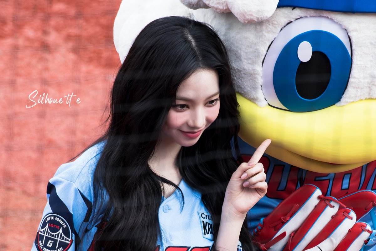 Silhouette_wall's tweet photo. 240609
사직야구장
롯데 우승 롯데 우승
#aespa #karina #카리나 https://t.co/OU8wdho1EP