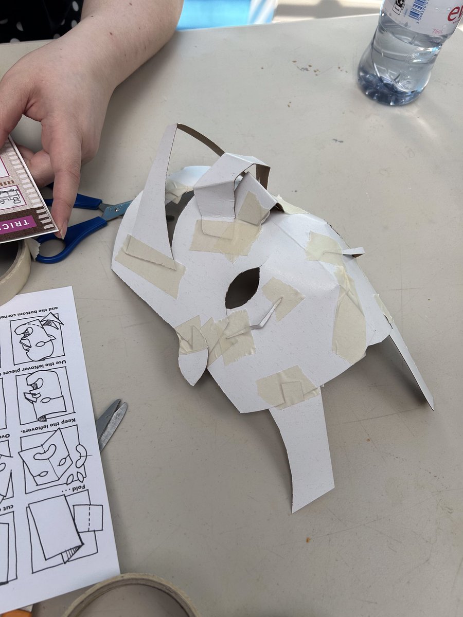 Maker{Futures} (@maker_futures) on Twitter photo Getting started with our Maker{School} cardboard workshop <a href="/SheffMuseums/">Sheffield Museums</a> under the skilful supervision of <a href="/DarrellWakelam/">Darrell Wakelam</a> 🤩 🎉 🫶✂️📦🎭 <a href="/EducationSheff/">Education@Sheffield</a> #cardboard #cardboardconstruction Getting started with our Maker{School} cardboard workshop <a href="/SheffMuseums/">Sheffield Museums</a> under the skilful supervision of <a href="/DarrellWakelam/">Darrell Wakelam</a> 🤩 🎉 🫶✂️📦🎭 <a href="/EducationSheff/">Education@Sheffield</a> #cardboard #cardboardconstruction