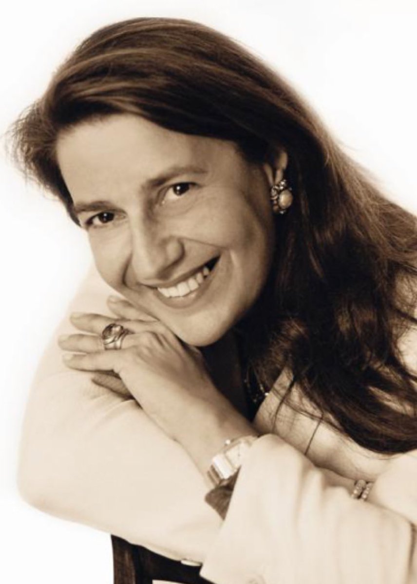 Vera Slepoj (1954-2024)
Grande psicanalista, scrittrice, studiosa … e soprattutto: una grande amica. La ricorderò sempre così, piena di energia, sorridente, di grande umanità. Collaboravamo a Pompei per il premio “Le pagine della terra”. Vera … ci mancherai! 

#veraslepoj