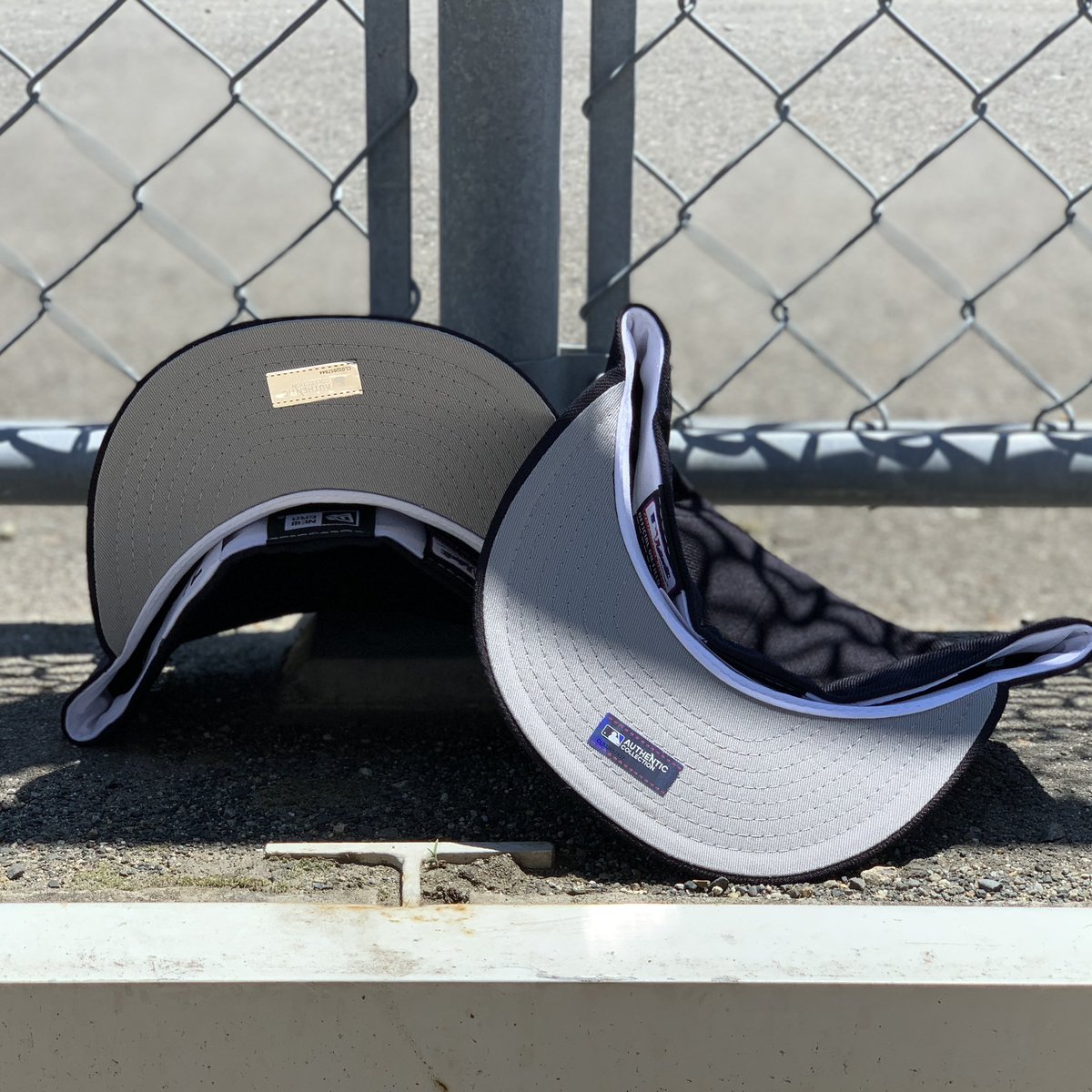 yo_teezy's tweet photo. NEW ERA 59FIFTY 1999-2006 OLD AUTHENTIC NEW YORK YANKEES

https://t.co/3P3B99KTyZ https://t.co/epqJwf5OeZ