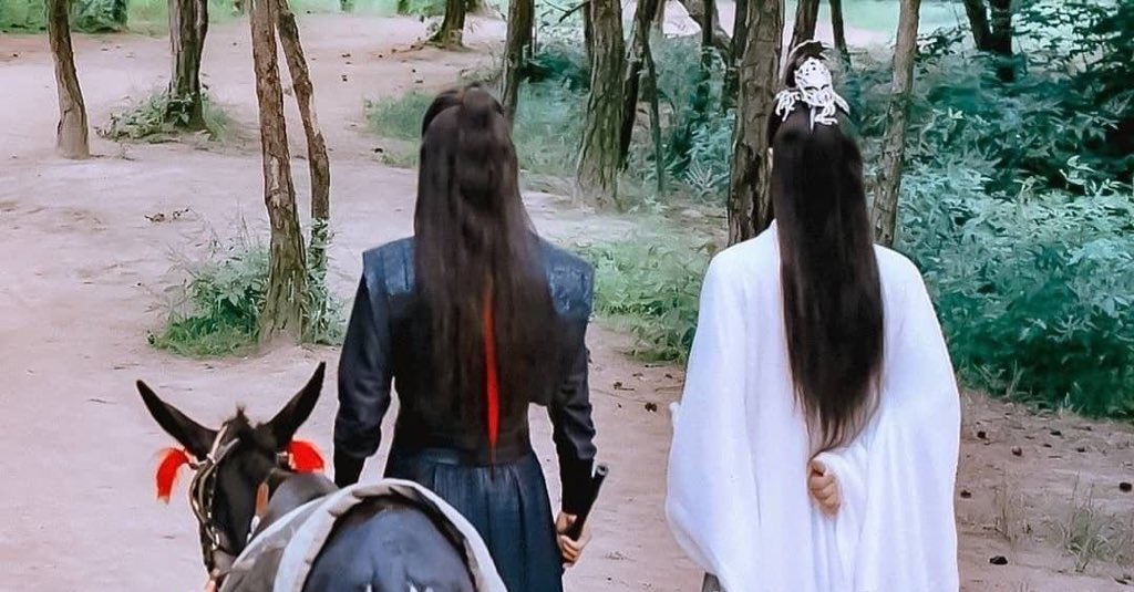 ybaizhan's tweet photo. just wangxian standing next to each other 🫶🏻 https://t.co/W5MJYYfFWr