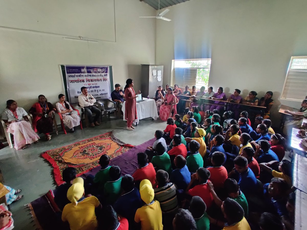 Hrishikesh Munshi (@drhrishikesh17) on Twitter photo Beautiful weather, a school located at the foot of a cloud covered hill, around 160 high school children, pregnant women and ASHAs.
A perfect stage for an awareness and blood screening camp in the Ahivantwadi village, Dindori, Nashik district.
<a href="/DrRahulGajbhiye/">Dr Rahul Gajbhiye</a> #sicklecelldisease Beautiful weather, a school located at the foot of a cloud covered hill, around 160 high school children, pregnant women and ASHAs.
A perfect stage for an awareness and blood screening camp in the Ahivantwadi village, Dindori, Nashik district.
<a href="/DrRahulGajbhiye/">Dr Rahul Gajbhiye</a> #sicklecelldisease