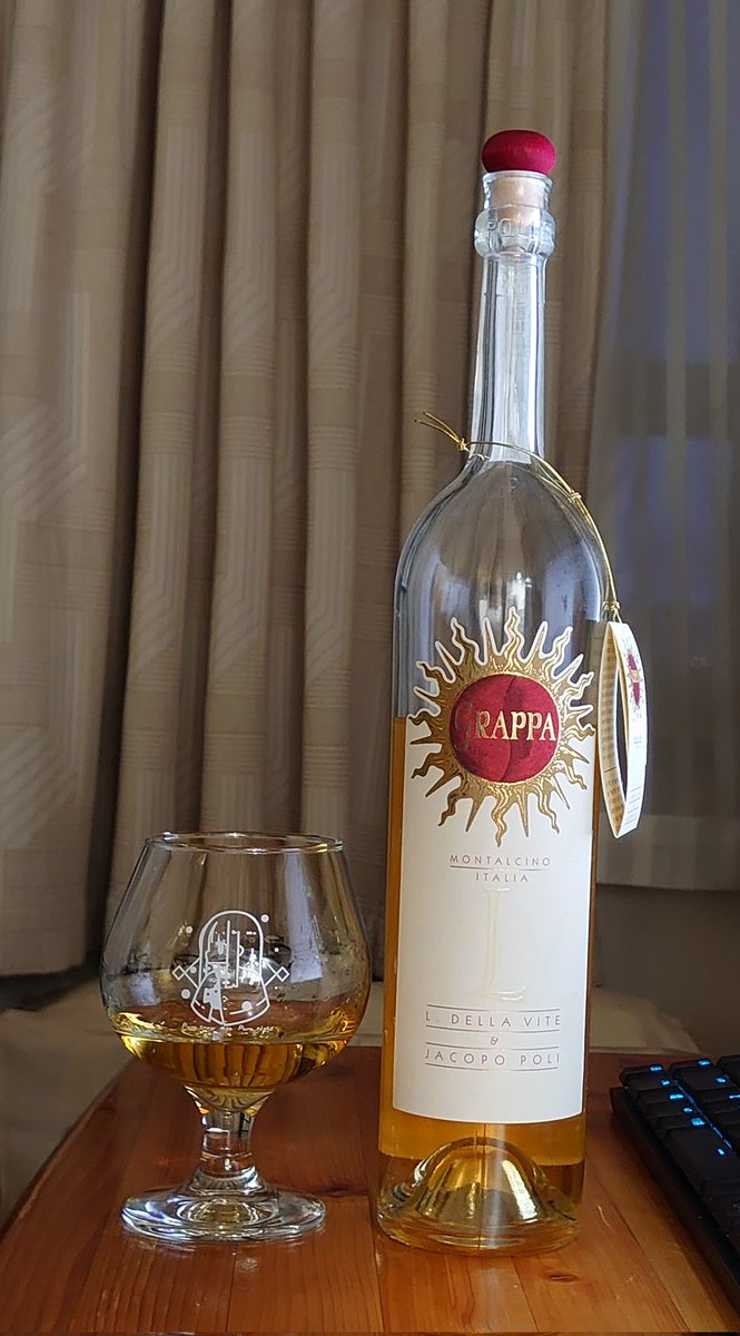 今日のお酒
L Della Vite &amp; Jacopo Poli
Grappa 40%