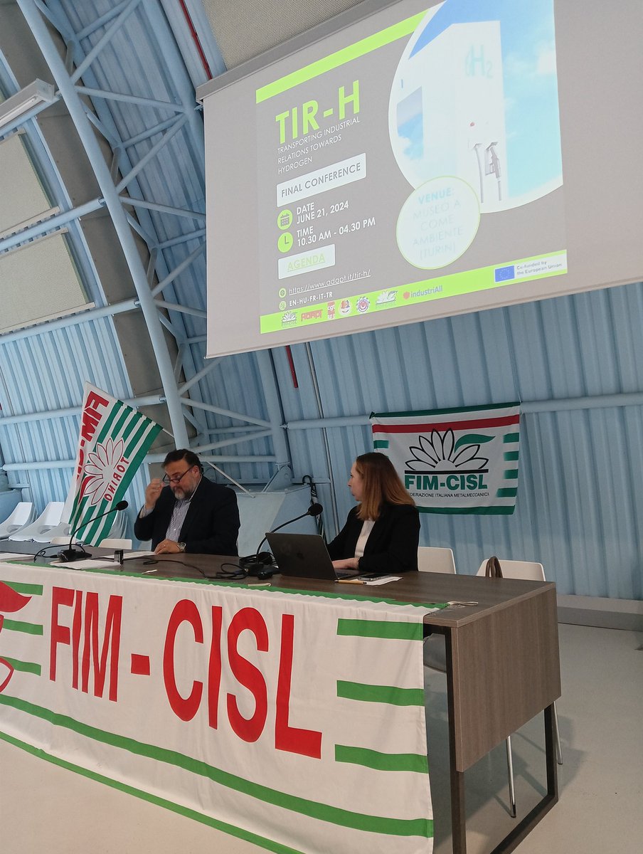 ProsdocimiSara's tweet image. Mauro Brega, GE Avio, presenting now the role of #industrialrelations in the green and just transition of the sector. The impact of the transition on work and the need for #sustainabletransition, on the ecological, economic and social level.