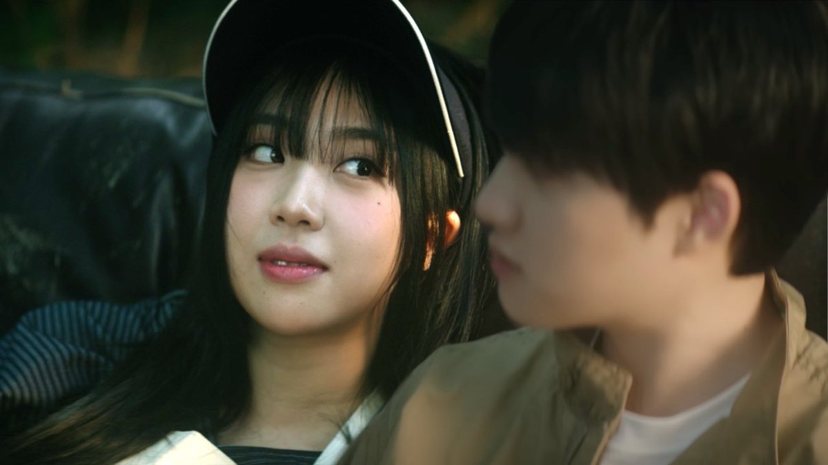 WORLDMUSICAWARD's tweet photo. Lee Young Ji &amp; Doh Kyungsoo have released the video for their amazing collab ‘Small Girl’ which highlights their incredible voices! 👏🆕📽️💥🌎👩‍🎤👨‍🎤🔥👑👑💚

WATCH: https://t.co/3GajvhctLh

#LEEYOUNGJI #DOHKYUNGSOO 
#SMALLGIRL 

@DohKyungsooINA https://t.co/eip2DxOFzI