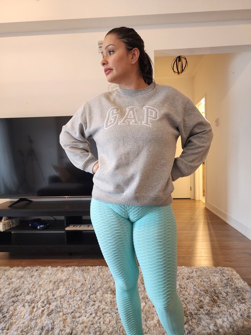 Quem tamb&eacute;m est&aacute; com pregui&ccedil;a de ir a academia??   #gym #legging #academia #treino #puxarferro #NEDFRA<a href="/tag/gym"class="tags"><span>#gym</span></a><a href="/tag/treino"class="tags"><span>#treino</span></a><a href="/tag/academia"class="tags"><span>#academia</span></a><a href="/tag/legging"class="tags"><span>#legging</span></a><a href="/tag/newjeans_supernatural"class="tags"><span>#newjeans_supernatural</span></a>