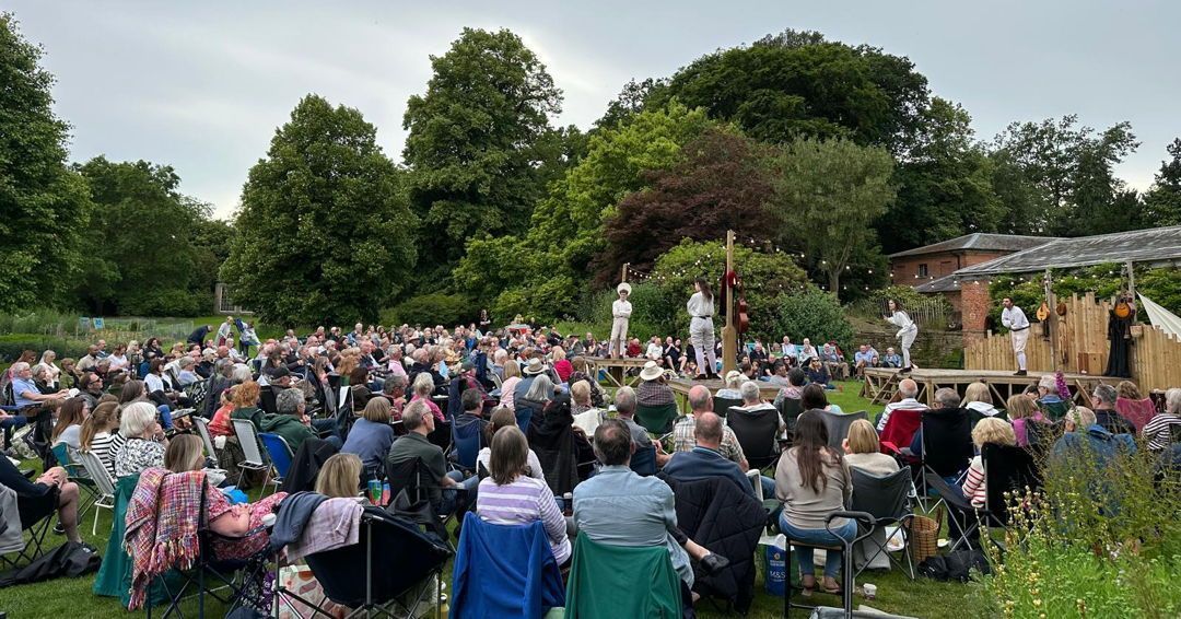 Last night, 350 wonderful audience members at @ntkedlestonhall enjoyed "The Comedy of Errors"! 🎭

Thanks to all who came out and made it a memorable night! 

We have some great weather ahead so grab your tickets for more outdoor hilarity! 🎟️