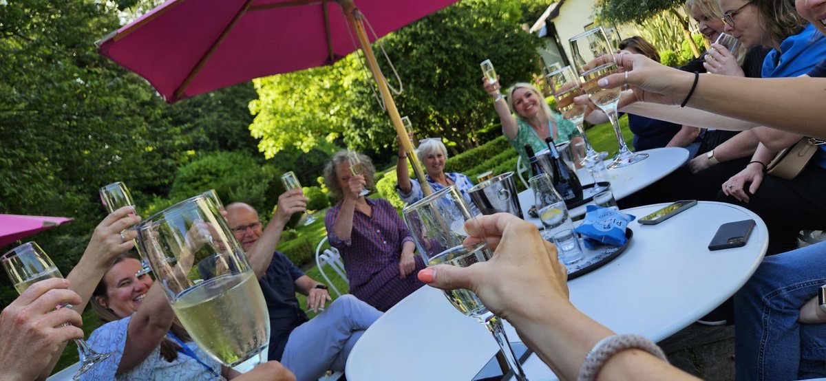 Janet Lloyd tweet media