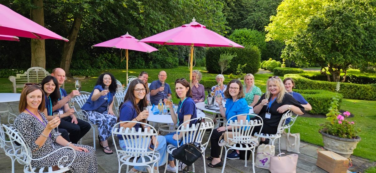 Janet Lloyd tweet media