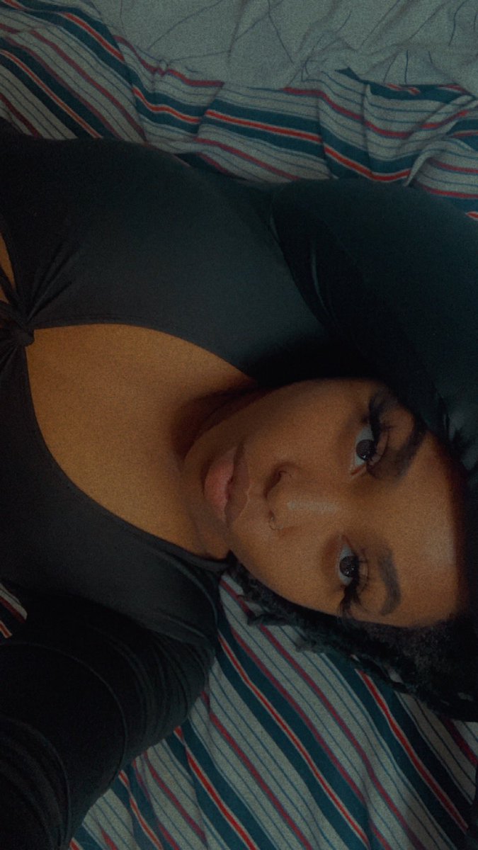 SwayyBabee's tweet photo. Look me in my 🧿 and tell me what you see… https://t.co/wF0OnYj8kQ
