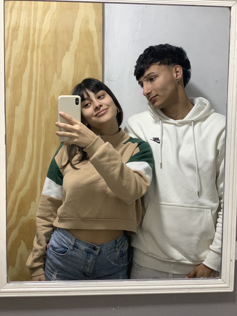 Lo hermosa que es mi mujer 😍,sin pestañas, sin maquillaje, así sos perfecta T amo toda 😍😍😍❤️❤️ <a href="/agussvarela74/">𝓐𝓰𝓾𝓼𝓽𝓲𝓷𝓪🐍</a>