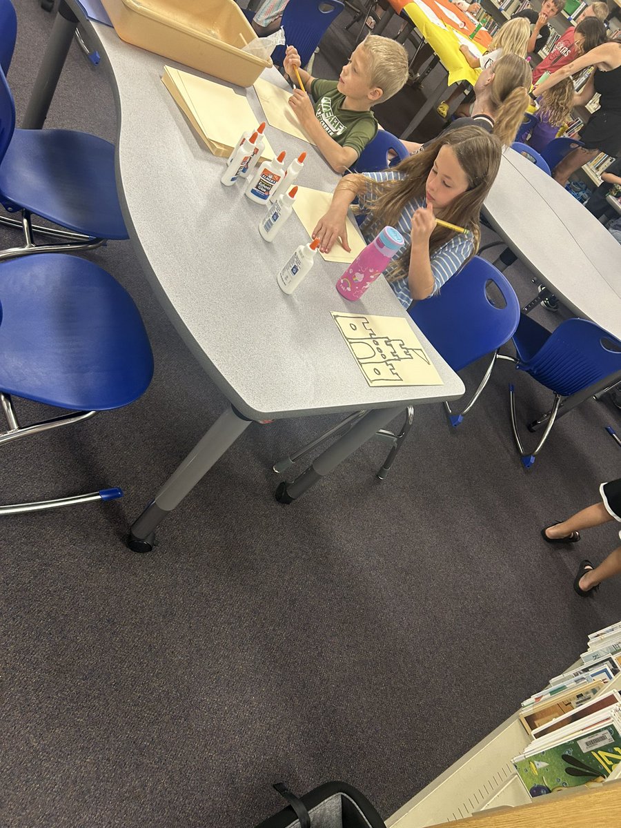 Charlene Schuchardt (@teacher4life3) on Twitter photo Summer Library <a href="/EzraElementary/">Ezra Millard</a> today! It was all about the BEACH! Sand art, shell fossils, songs about fish, and a story! We love summer library❤️#proud2bMPS Summer Library <a href="/EzraElementary/">Ezra Millard</a> today! It was all about the BEACH! Sand art, shell fossils, songs about fish, and a story! We love summer library❤️#proud2bMPS