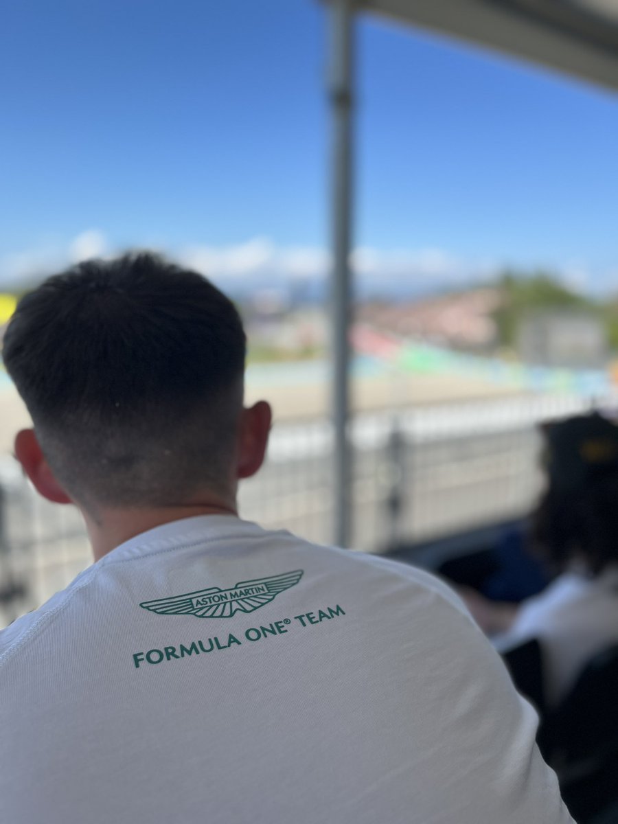 lesley forsyth tweet media