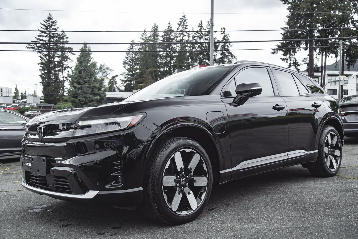 DiscoveryHonda's tweet photo. The all-new 2024 Honda Prologue has recently arrived at Discovery Honda 🌱 Come test drive it today!

☎️ 1 (888) 730-5154
📍 6466 Bell McKinnon Rd in Duncan
https://t.co/rI0WfRskad

 #discoveryhonda #2024Prologue #ev #ElectricVehicles #SUV #cowichan https://t.co/OKGRiTBFHk