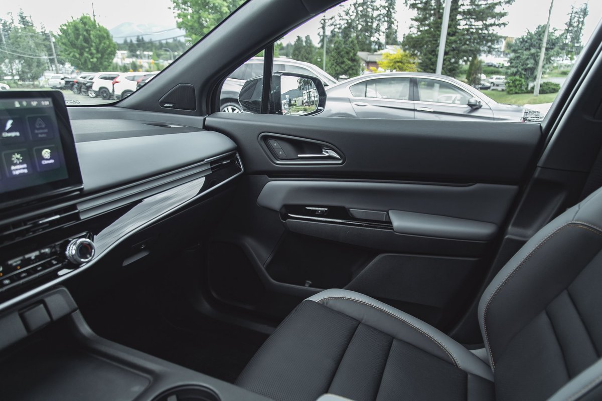 DiscoveryHonda's tweet photo. The all-new 2024 Honda Prologue has recently arrived at Discovery Honda 🌱 Come test drive it today!

☎️ 1 (888) 730-5154
📍 6466 Bell McKinnon Rd in Duncan
https://t.co/rI0WfRskad

 #discoveryhonda #2024Prologue #ev #ElectricVehicles #SUV #cowichan https://t.co/OKGRiTBFHk