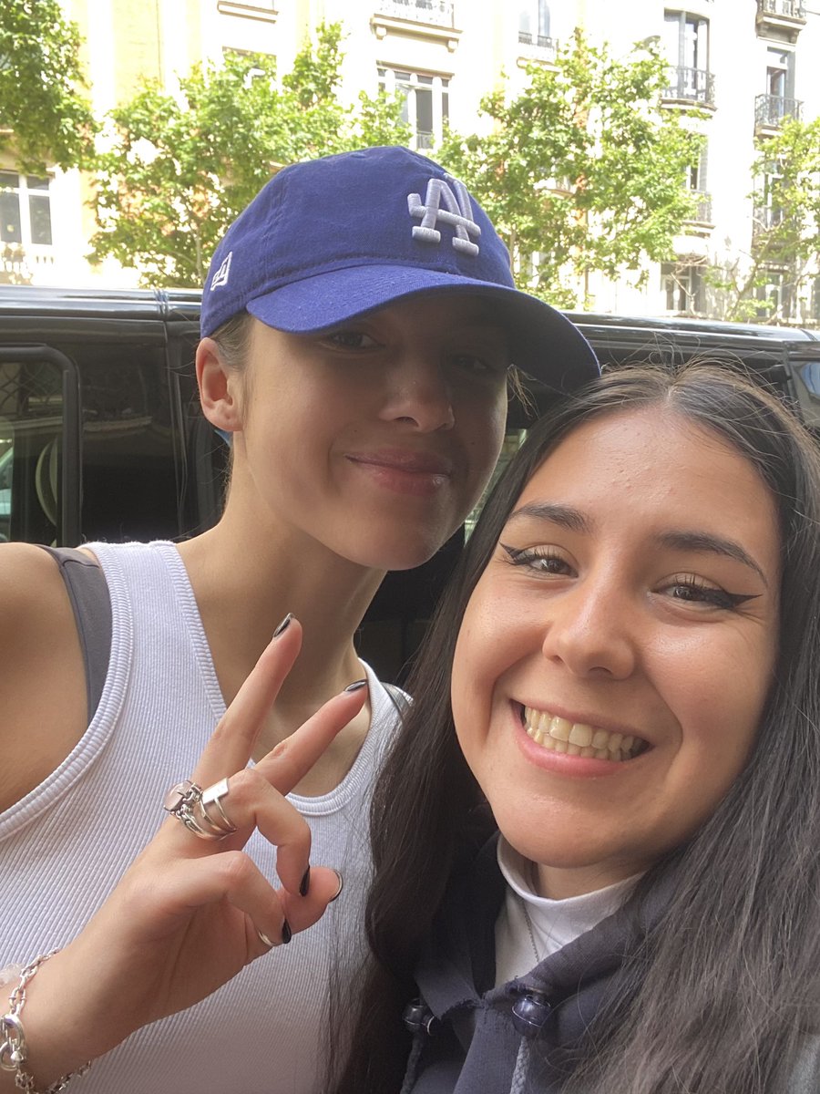 reichel met liv🌵 tweet media