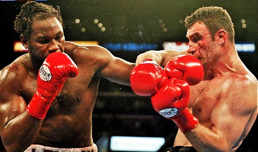 "But the blood kept gushing out and Vitali's corner had no solution for a wound that was getting deeper and deeper." It was #OnThisDay, a blood-soaked brawl in The City Of Angels. Check it out: thefightcity.com/lewis-vs-klits… #Boxing #History #OTD From <a href="/AldenChodash/">Alden Chodash</a> With full fight video