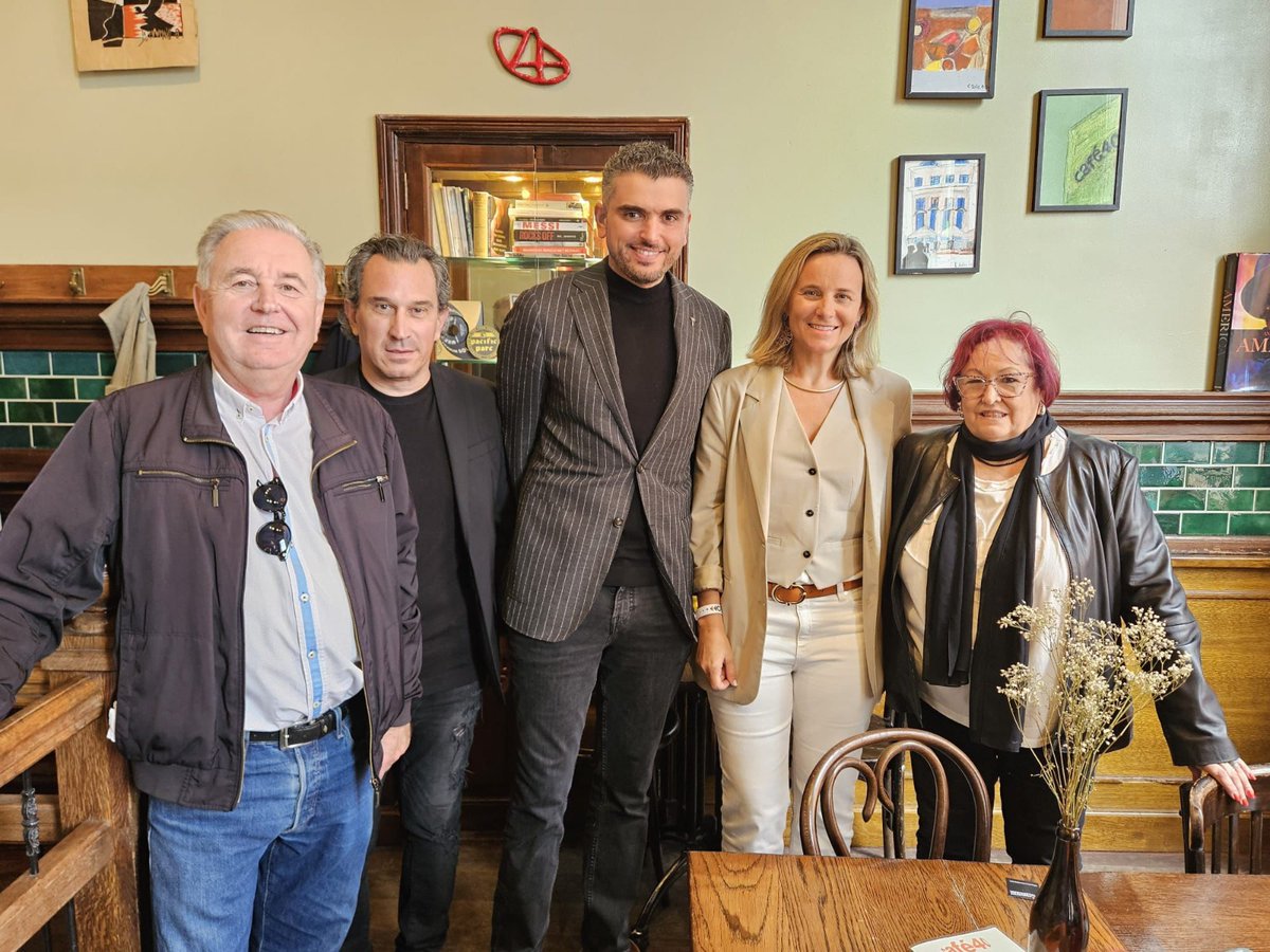 AjuntamentVLC's tweet photo. 🛅Nos reunimos con representantes municipales de la ciudad de #Amsterdam🇳🇱 para abordar los desafíos y oportunidades en turismo, ocio y #sostenibilidad.

▶️Acordamos crear una mesa de trabajo conjunta para promover un desarrollo turístico sostenible.

🔗https://t.co/IwyigTxB9G https://t.co/YzKDrmGITy