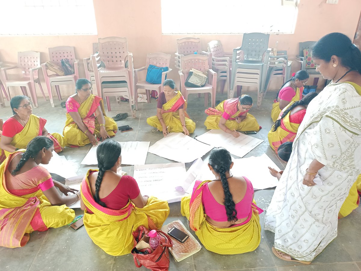 Ghattu_ABP's tweet image. As per the instruction of Hon'ble @Collector_JGL Sri Santosh BM IAS sir conducted a 1 Day Orientation Programme to Anganwadi Teachers (72) in the Ghattu Block. 
@NITIAayog
#AspirationalBlocksProgramme  #TrainingForTransformation 
#BharatKeBadhteKadam