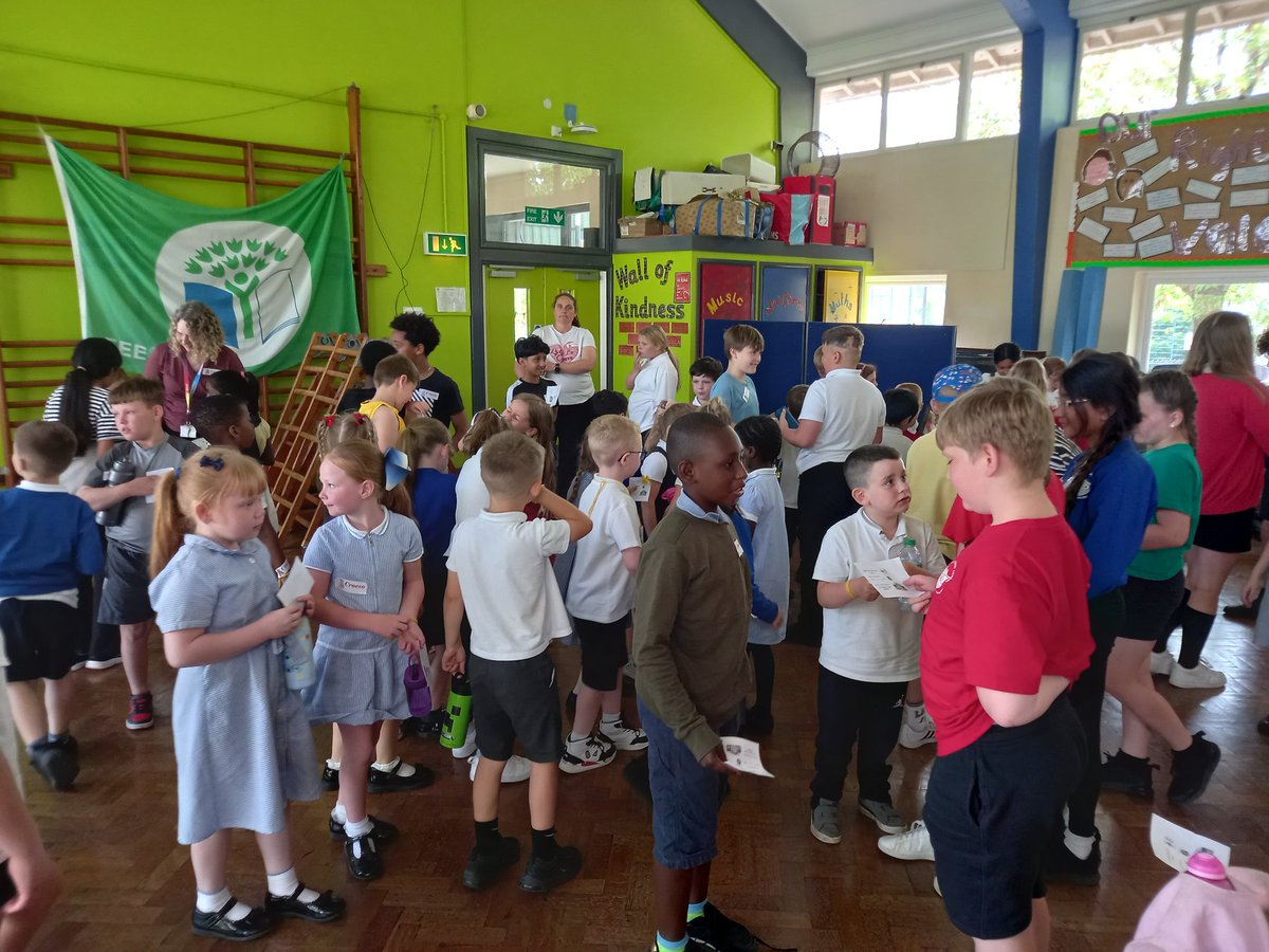 CRIW CYMRAEG enjoyed a fun afternoon attending the Criw Cymraeg Fest 2024. So lovely to hear the children speaking in Welsh 🏴󠁧󠁢󠁷󠁬󠁳󠁿 . Thank you to Somerton Primary School for hosting the event, diolch yn fawr! So proud to be Welsh <a href="/MiltonPrimary17/">Milton Primary</a>