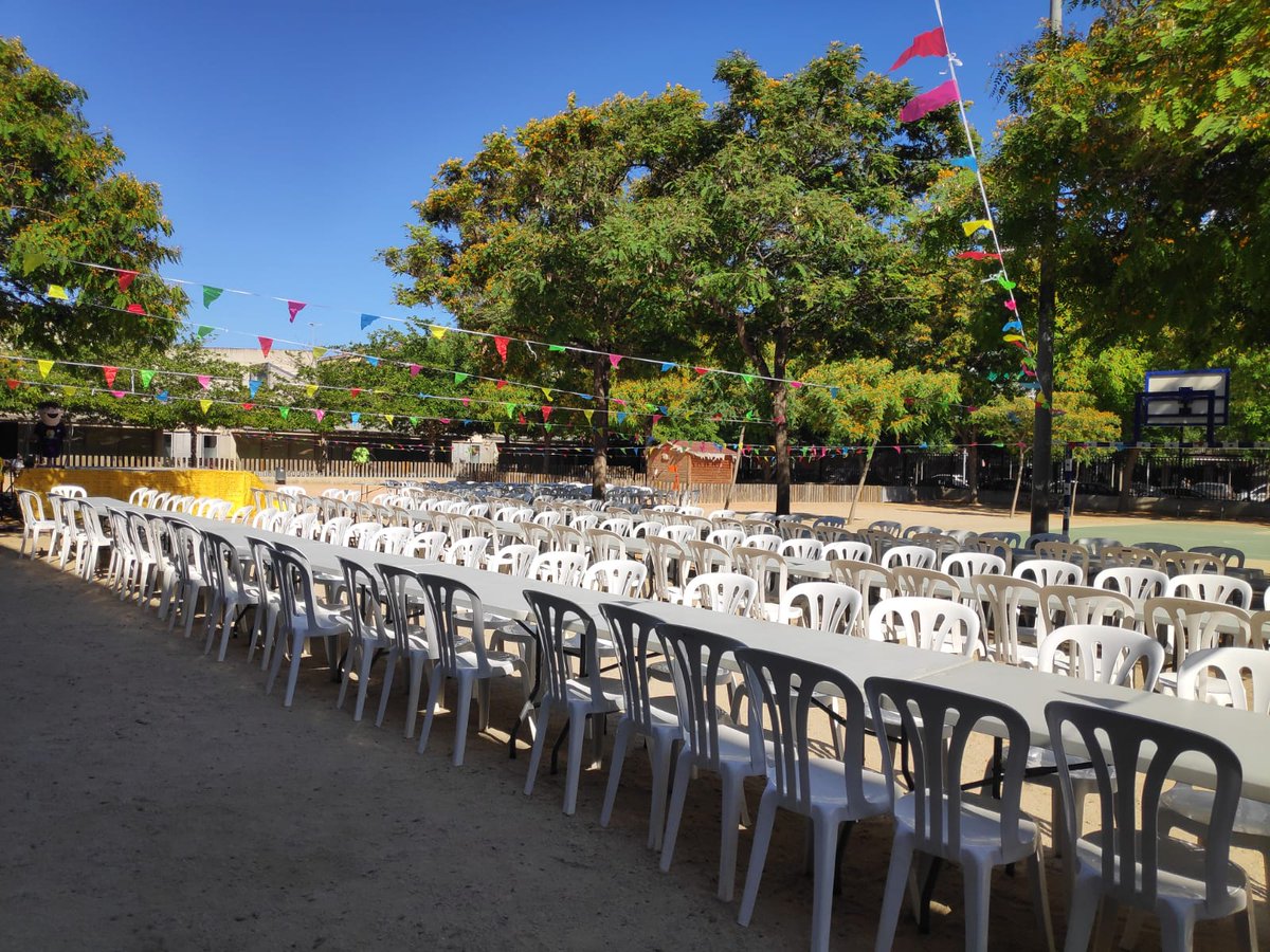 afatarradellas's tweet photo. El pati ja està guarnit de festa per celebrar el #Tarrafest !

Us esperem a partir de les 19h https://t.co/hXAtx4DAUG