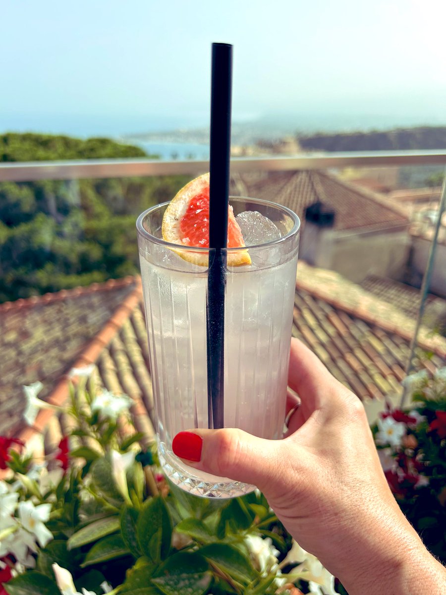 FAY COULL tweet media