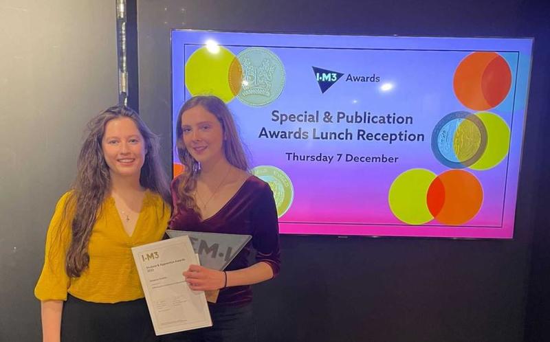 MansfieldOxford's tweet photo. Congratulations to alumna Rosanna Roskilly on being awarded her student prize at the #Encaenia ceremony on Wednesday. She received the IoM3 Royal Charter Prize for Best Materials Graduate in 2022 and the Gibbs Prize for best overall performance. 🙌

@UniofOxford @OxfordMaterials https://t.co/GSCZdazr1a